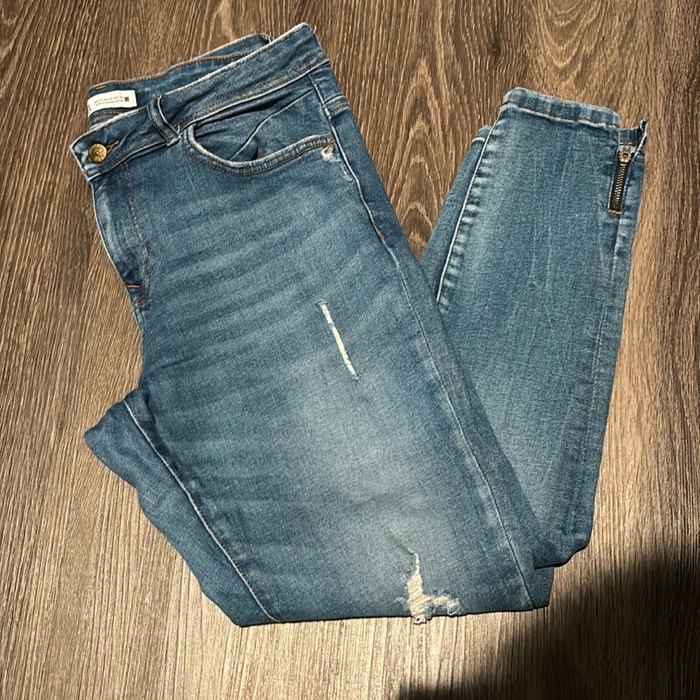 Zara Distressed Skinny Jeans Size 12